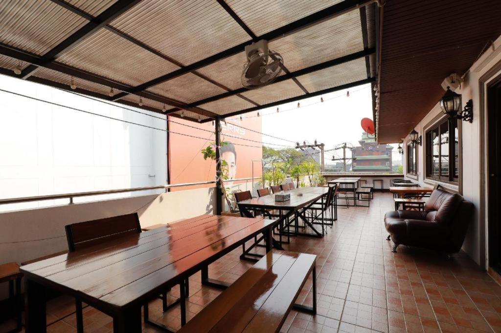 Le Light House & Hostel شيانغ ماي المظهر الخارجي الصورة